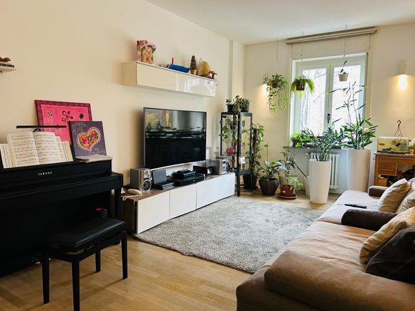 appartamento in vendita a Milano in zona Isola