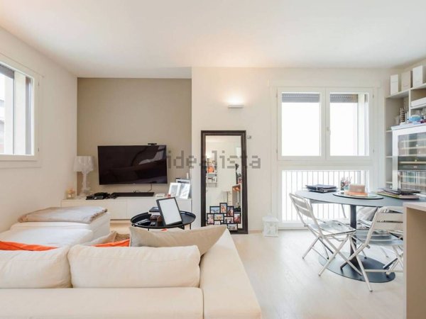 appartamento in vendita a Milano in zona Garegnano