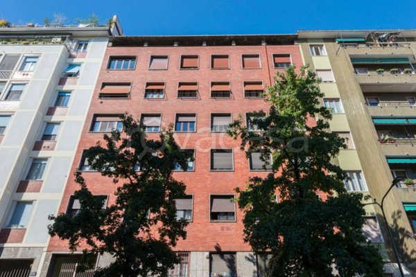appartamento in vendita a Milano in zona Porta Vittoria
