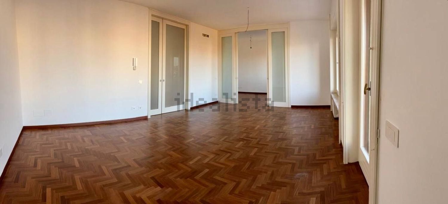 appartamento in vendita a Milano in zona Quarto Cagnino