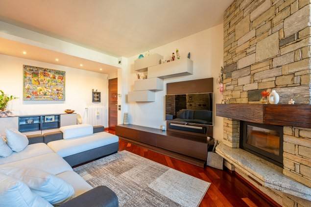 appartamento in vendita a Milano in zona Isola