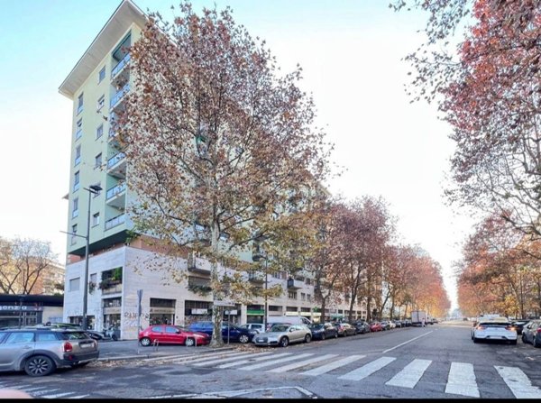 appartamento in vendita a Milano in zona Il Portello