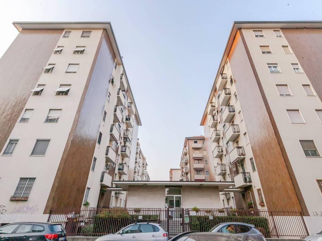 appartamento in vendita a Milano in zona Lambrate