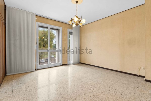 appartamento in vendita a Milano in zona Ronchetto sul Naviglio