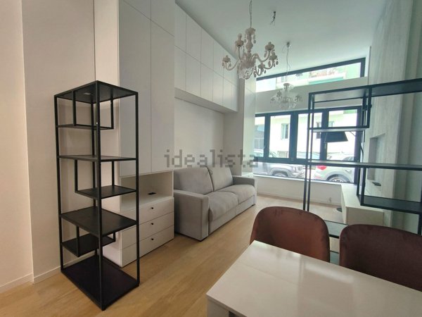 appartamento in vendita a Milano in zona Famagosta