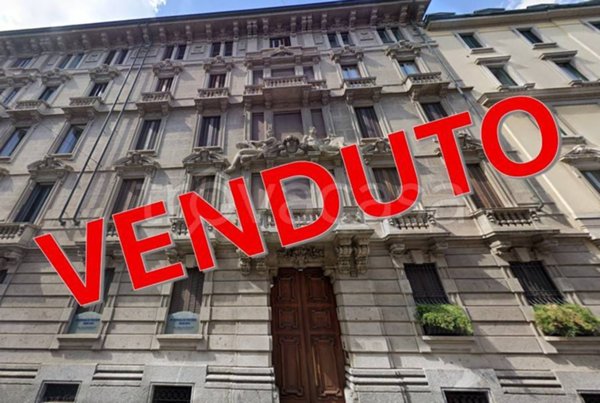 appartamento in vendita a Milano in zona Cadorna