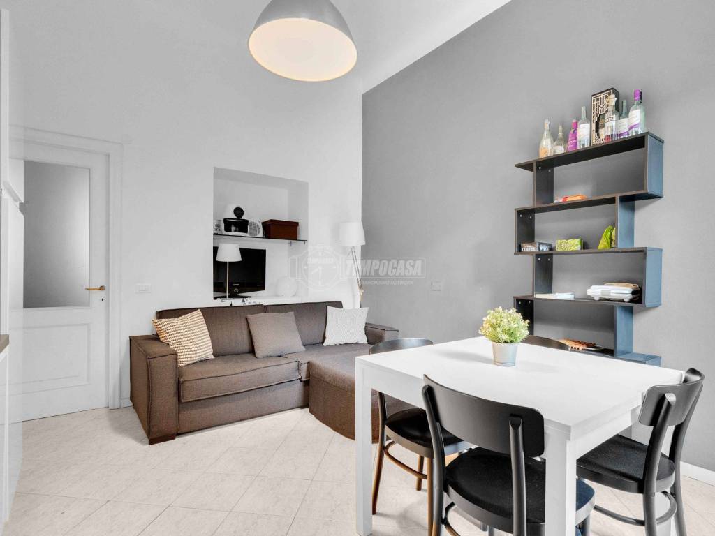 appartamento in vendita a Milano in zona Chiesa Rossa