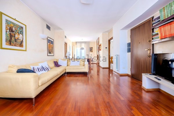 appartamento in vendita a Milano in zona Villapizzone