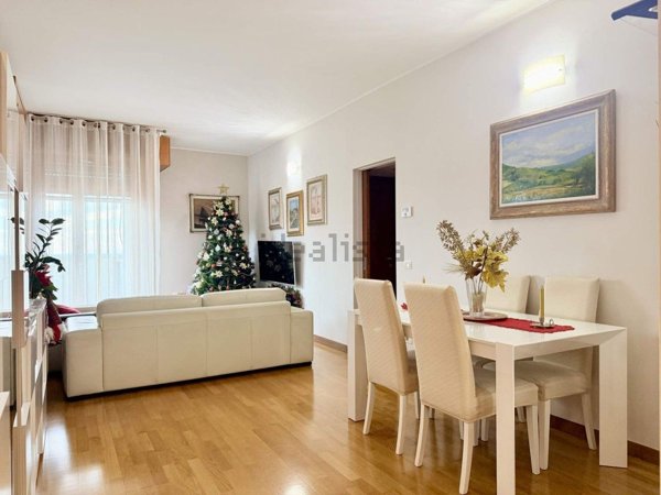 appartamento in vendita a Milano in zona Gratosoglio