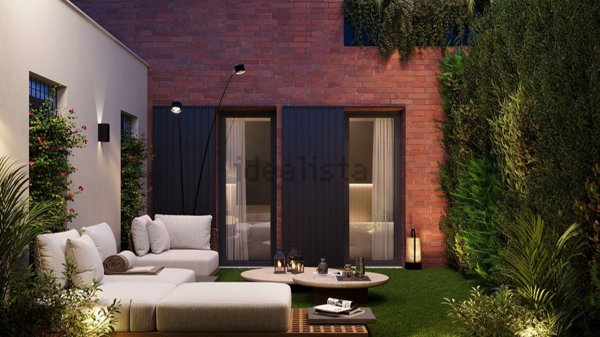 appartamento in vendita a Milano in zona Corvetto