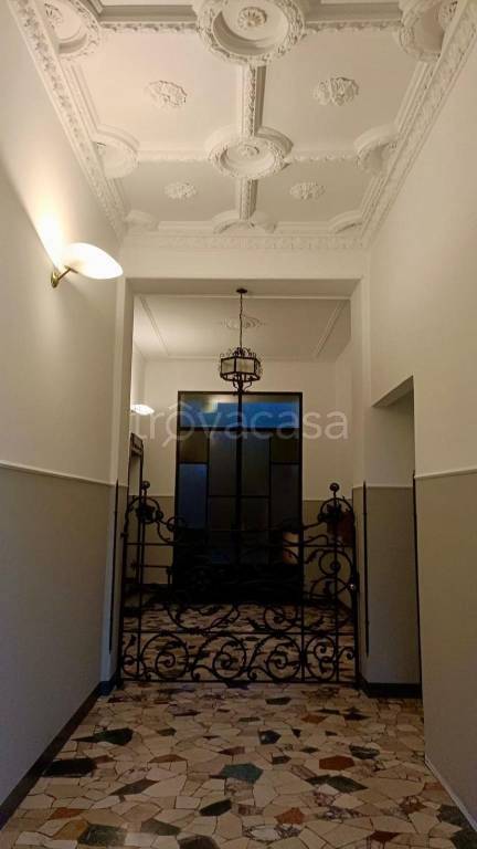 appartamento in vendita a Milano in zona Stazione Centrale