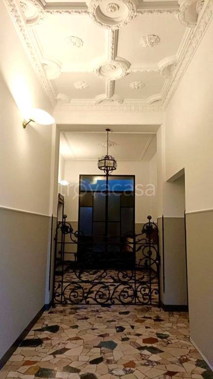 appartamento in vendita a Milano in zona Stazione Centrale