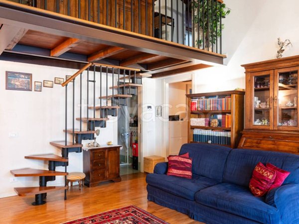 appartamento in vendita a Milano in zona Cascina dei Pomi