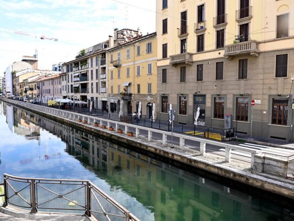 negozio in vendita a Milano in zona Conchetta