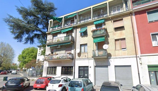 appartamento in vendita a Milano in zona Vigentino
