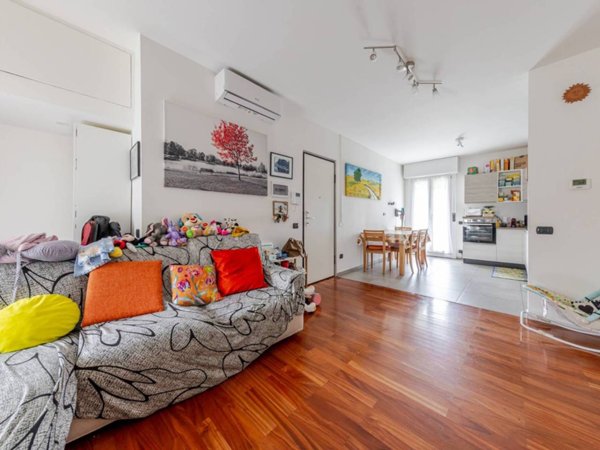 appartamento in vendita a Milano in zona Vigentino