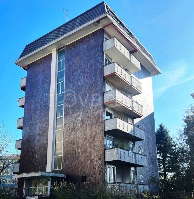 appartamento in vendita a Milano in zona Chiesa Rossa