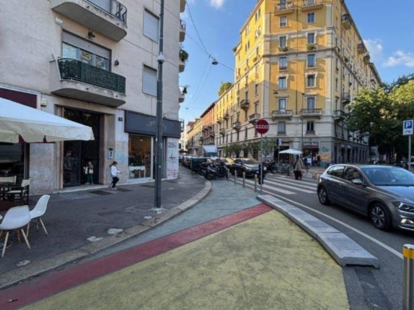 appartamento in vendita a Milano in zona Centro Direzionale