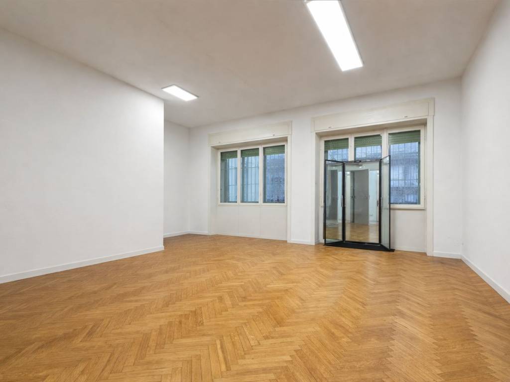 appartamento in vendita a Milano in zona Guastalla