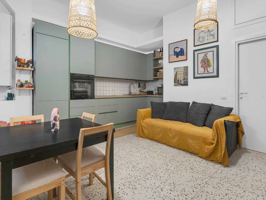 appartamento in vendita a Milano in zona Chiesa Rossa