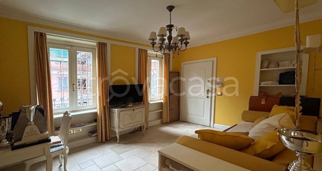 appartamento in vendita a Milano in zona Porta Garibaldi