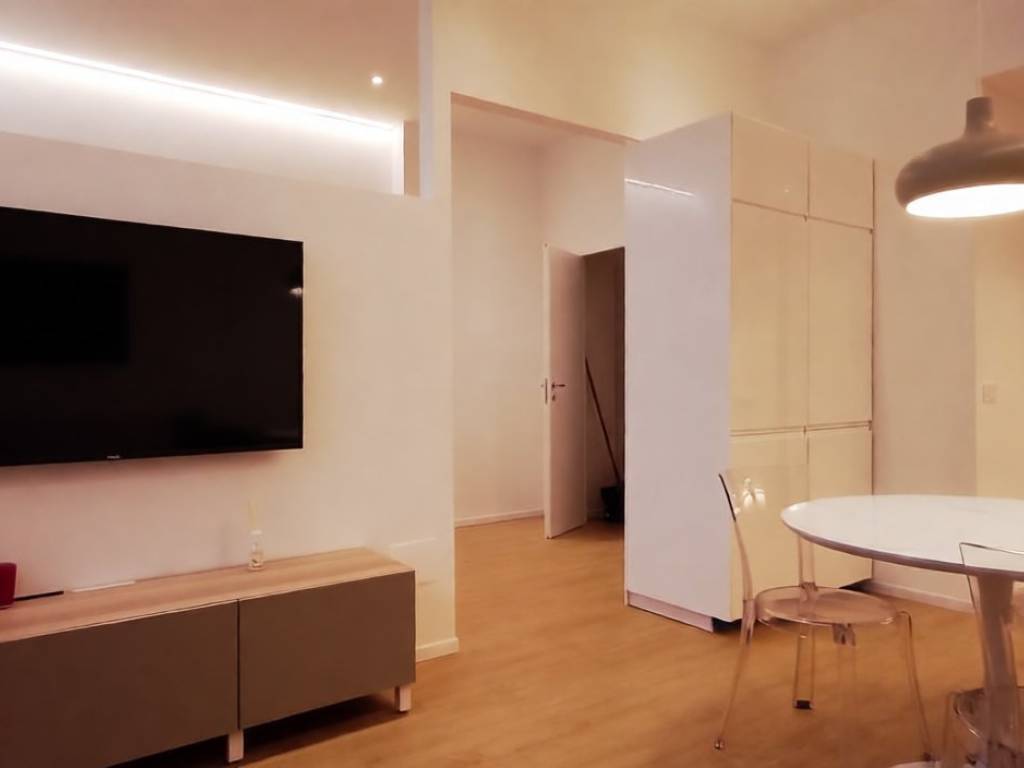 appartamento in vendita a Milano in zona Piazzale Lodi