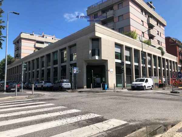 appartamento in vendita a Milano in zona Bovisa