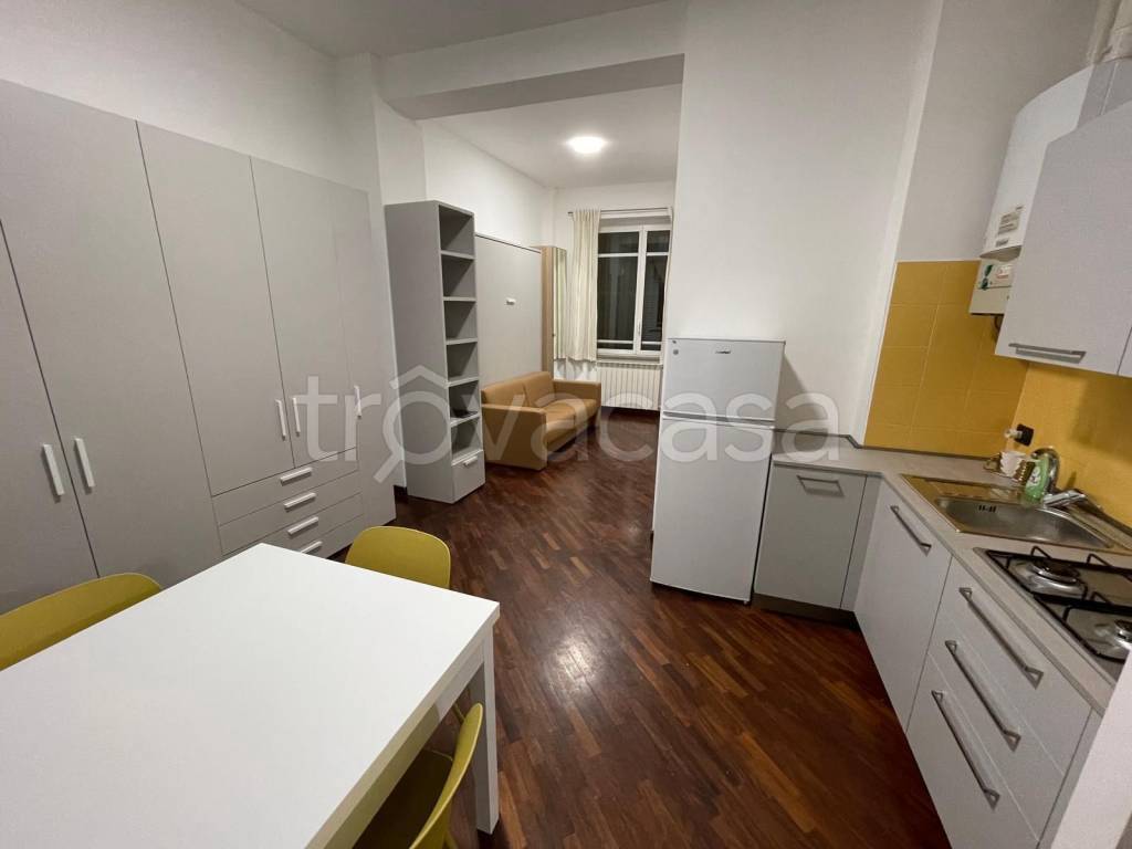 appartamento in vendita a Milano in zona Bocconi