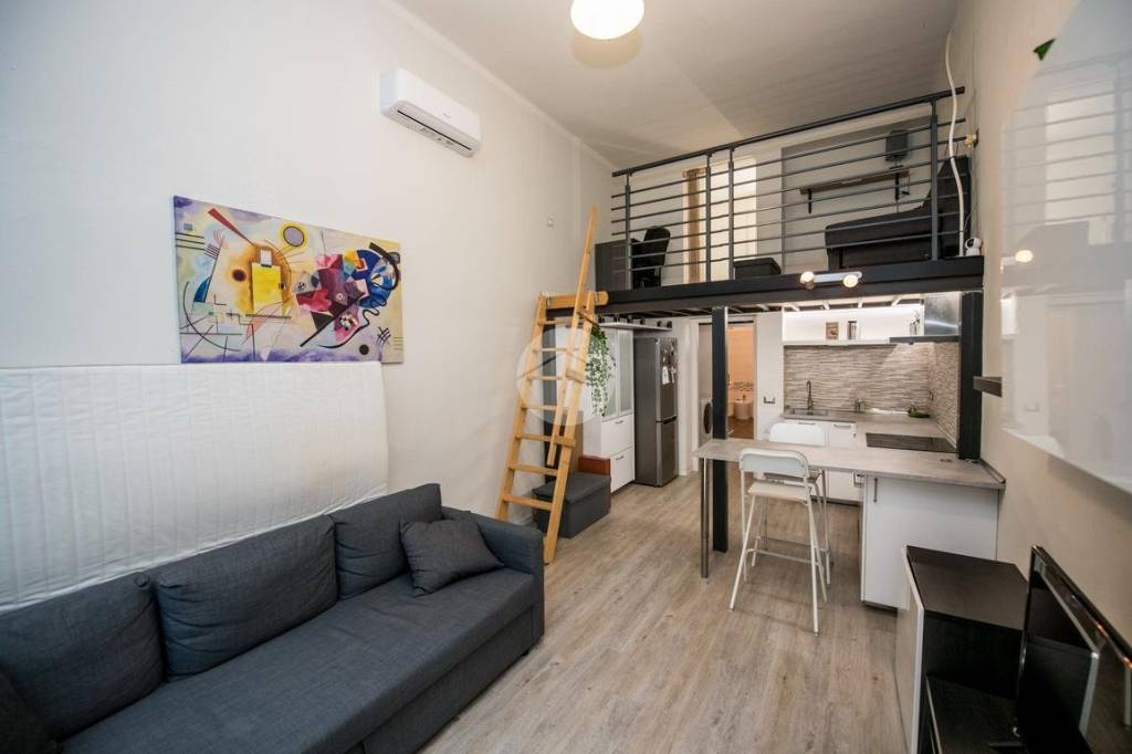 appartamento in vendita a Milano in zona Lambrate