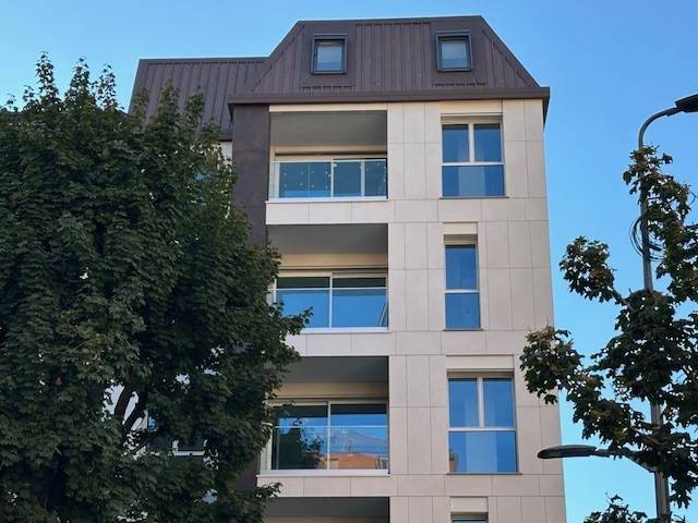 appartamento in vendita a Milano in zona Isola