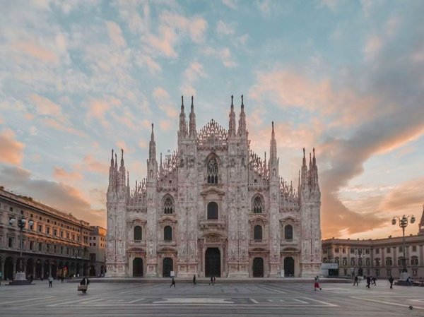appartamento in vendita a Milano in zona Porta Garibaldi