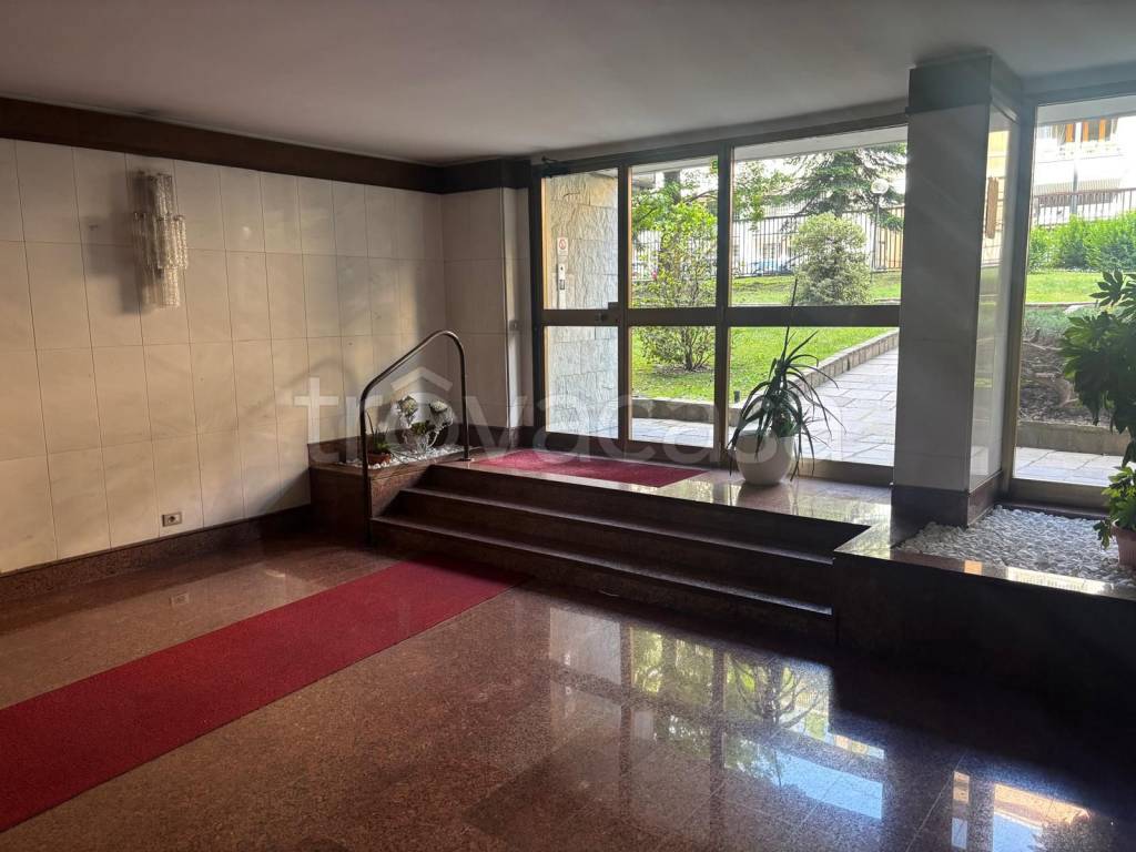 appartamento in vendita a Milano in zona Sempione