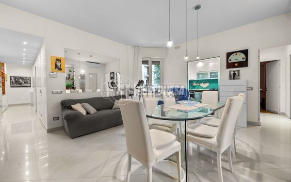 appartamento in vendita a Milano in zona Città Studi