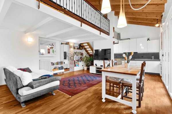 appartamento in vendita a Milano in zona Bocconi