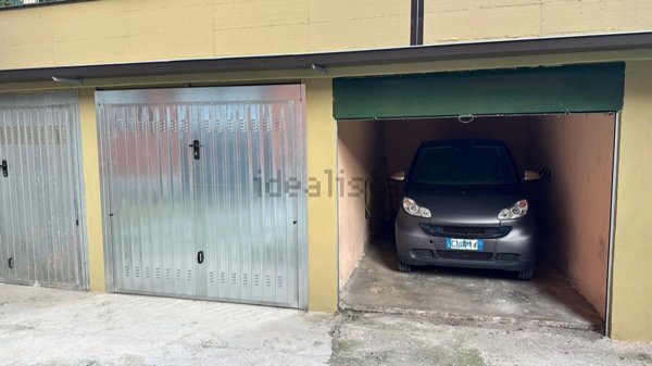 casa indipendente in vendita a Milano in zona Quarto Oggiaro