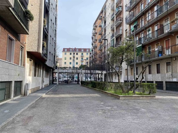 casa indipendente in vendita a Milano in zona Quarto Oggiaro
