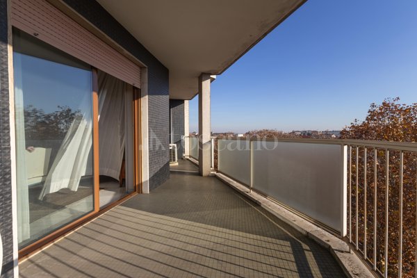 casa indipendente in vendita a Milano in zona Centro Storico