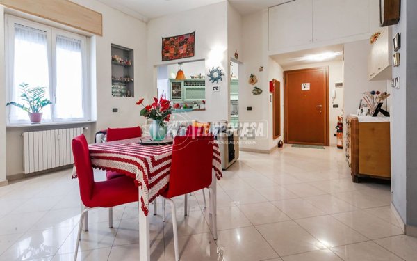 appartamento in vendita a Milano in zona Dergano