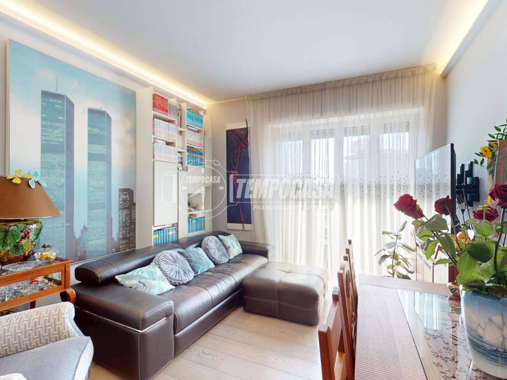 appartamento in vendita a Milano in zona Loreto