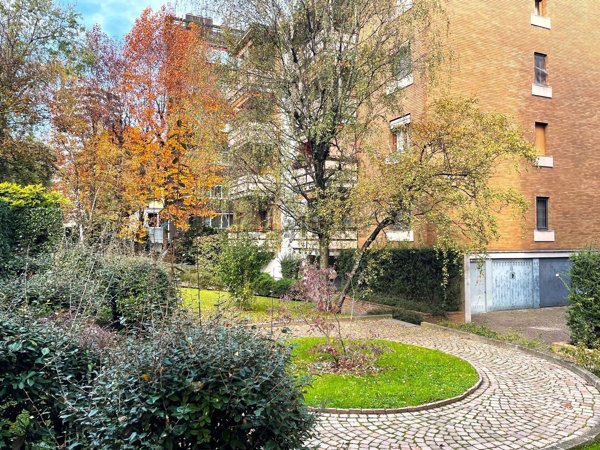 appartamento in vendita a Milano in zona San Siro
