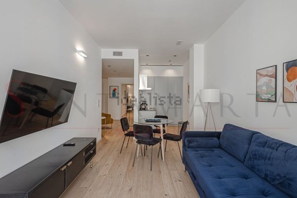 appartamento in vendita a Milano in zona Porta Venezia