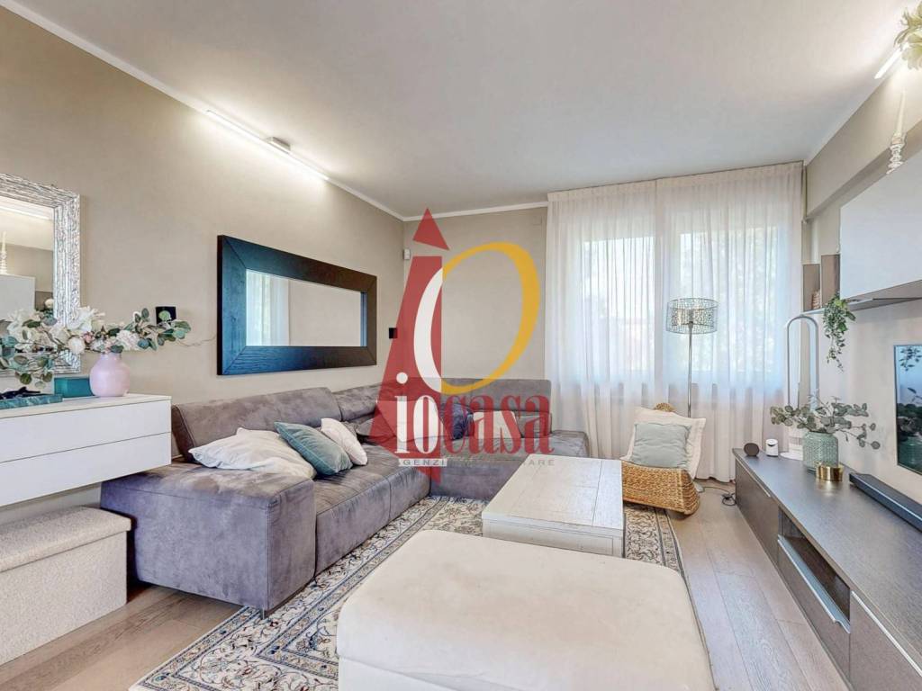 appartamento in vendita a Milano in zona Corvetto