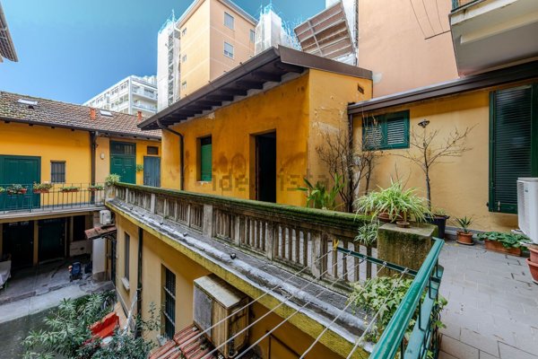 appartamento in vendita a Milano in zona Vigentino