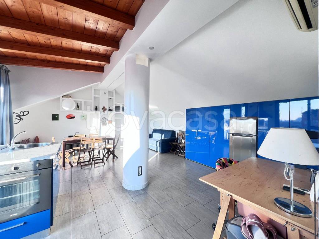 appartamento in vendita a Milano in zona San Siro