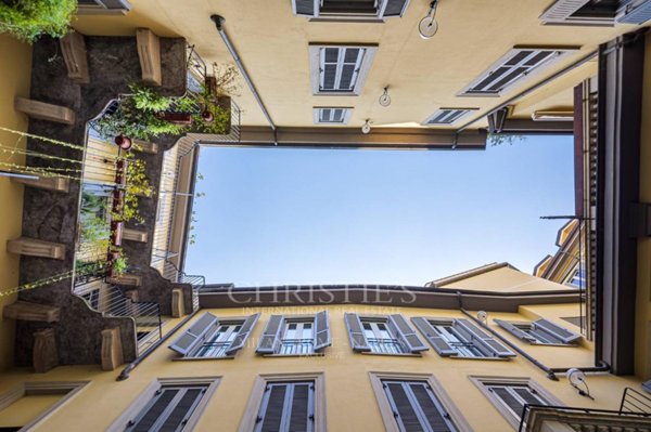 appartamento in vendita a Milano in zona Sempione