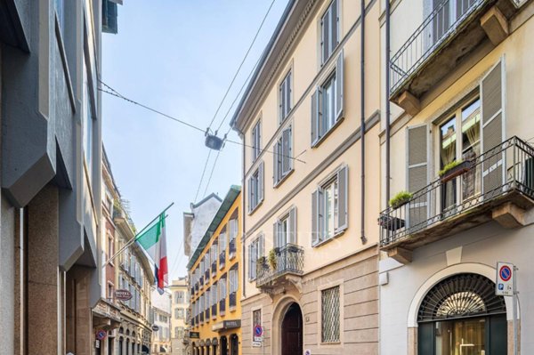 appartamento in vendita a Milano in zona Sempione