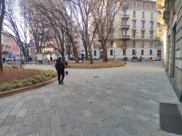 negozio in vendita a Milano in zona Centro Direzionale