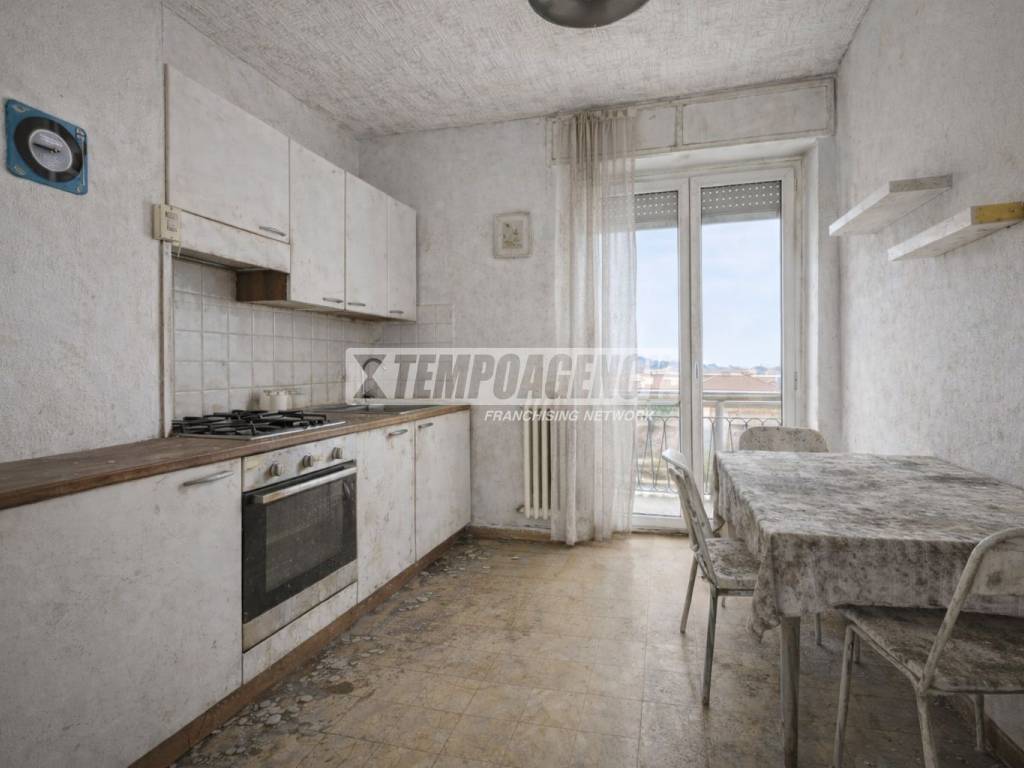 appartamento in vendita a Milano in zona Città Studi