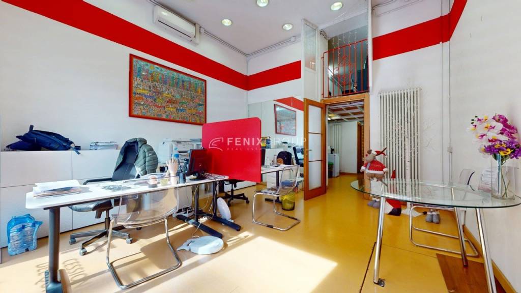locale commerciale in vendita a Milano in zona Loreto