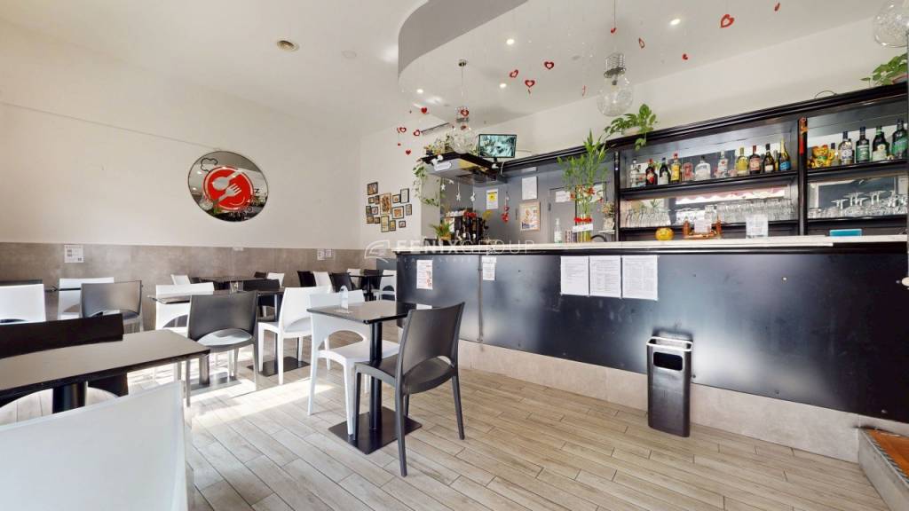 locale commerciale in vendita a Milano in zona Loreto